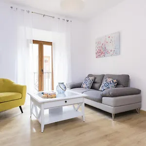  Apartment Genteel Plaza Nueva